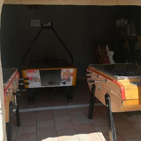 Mobil Home Tt Confort 8 Pers Camping 4 Etoiles 300M Mer